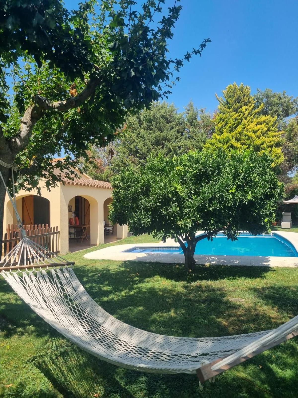 Apartment With Private Pool And Garden San Martín Sarroca Exteriör bild
